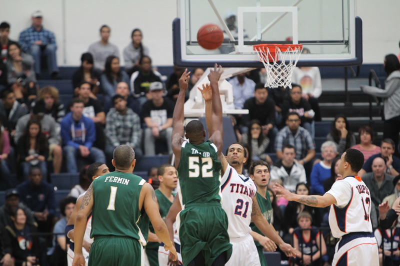 calpolyvscsuf_096