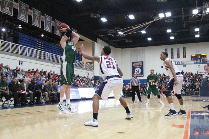 calpolyvscsuf_489