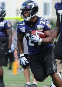 Ray Rice will have to be an explosive factor for the Ravens to emerge victorious.  By U.S. Air Force photo by Staff Sgt. Benjamin Hughes/Released [Public domain], via Wikimedia Commons