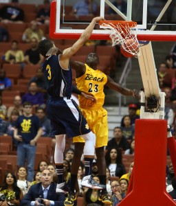 Will Davis II might be the most explosive finisher in the Big West this season. By Will Parris