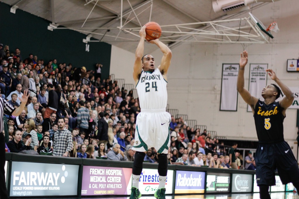 Jamal Johnson got a good shot at the end of Saturday's game. For the weekend, he had 10 assists and zero turnovers in two games. By Owen Main. 