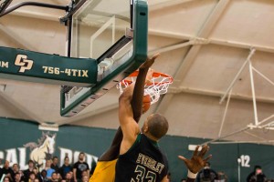 Here's the Eversley dunk from another angle. Unfortunately for the Mustangs, Irvine was not phased beyond Russell Turner's technical foul that immediately ensued. By Owen Main