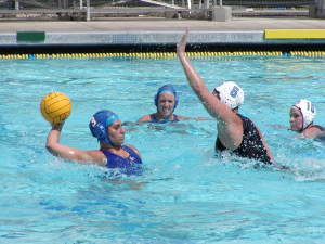 Danielle Boyle Melman (with the ball) winds up during the 2003 WWPA championships.