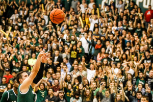 Mott was packed on Saturday night, but UCSB fought-back for the victory. By Owen Main