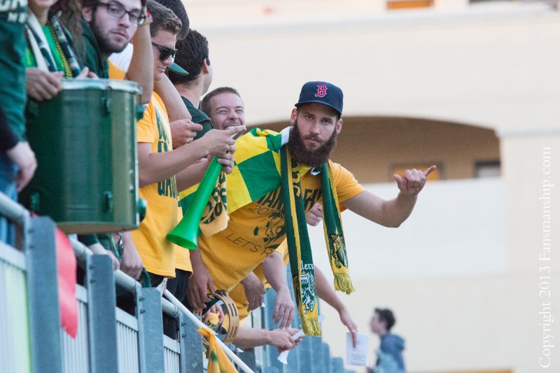 2013-10-25-cpucsbsoccerpregame-6