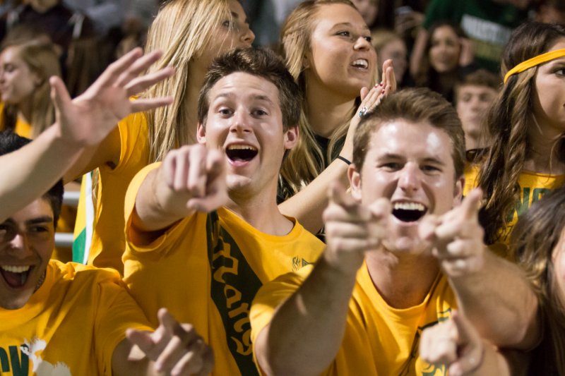 2013-10-25-cpucsbsoccercrowd-16