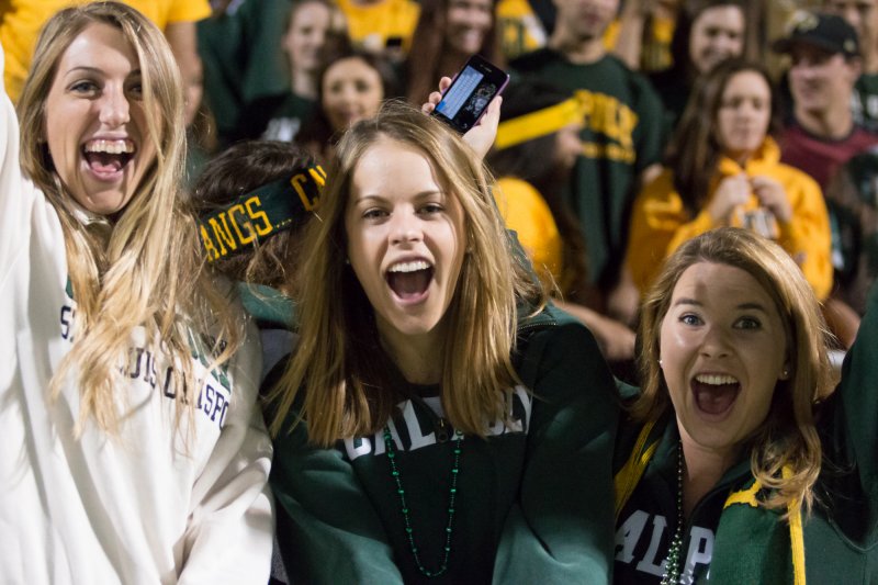 2013-10-25-cpucsbsoccercrowd-20