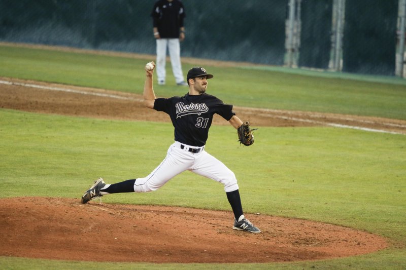 2014-03-13-cpbatsvsniu-6