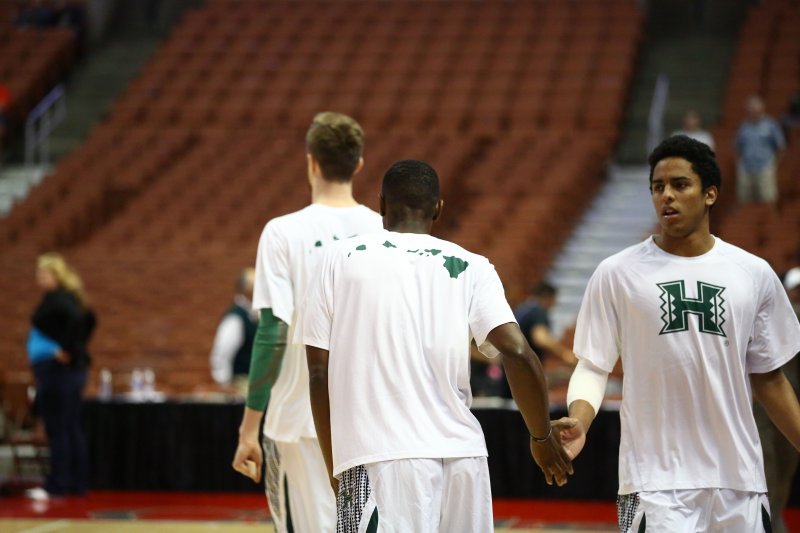 uh-vs-csun-2014-001