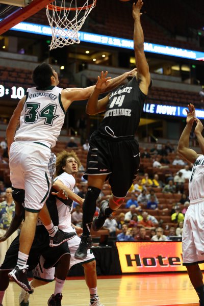 uh-vs-csun-2014-005