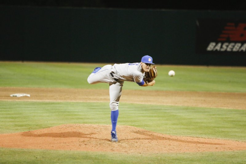 2014-04-05-CPBatsVsUCSB-27