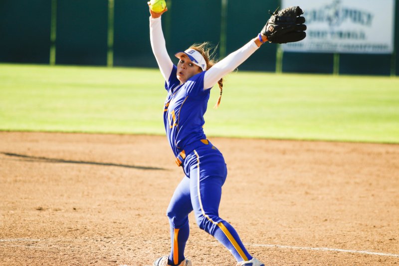 2014-04-22-CPSoftballvsCSUB-1