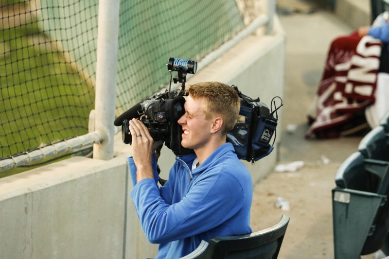 2014-04-22-CPSoftballvsCSUB-21