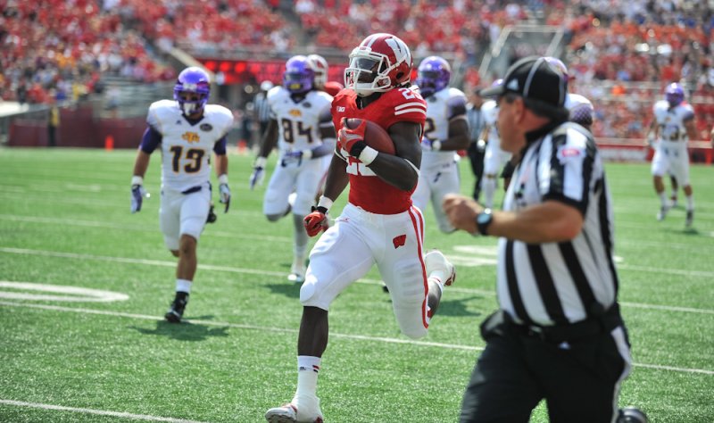 badgers-vs-tennesse-tech_0355